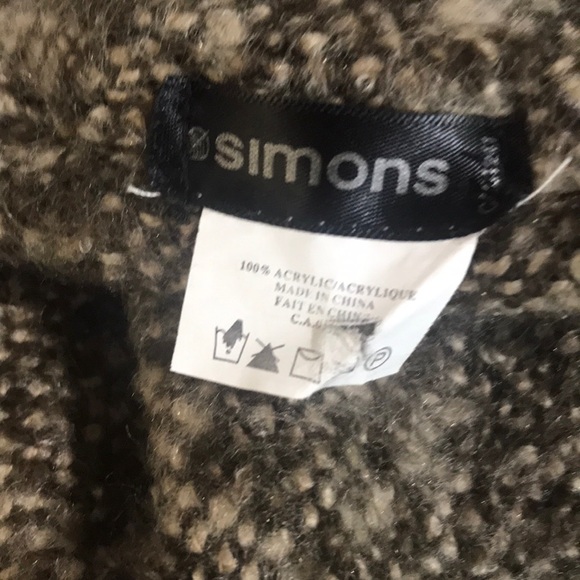 “SIMONS” Large Brown Tweedy Infinity Scarf. - Picture 4 of 6